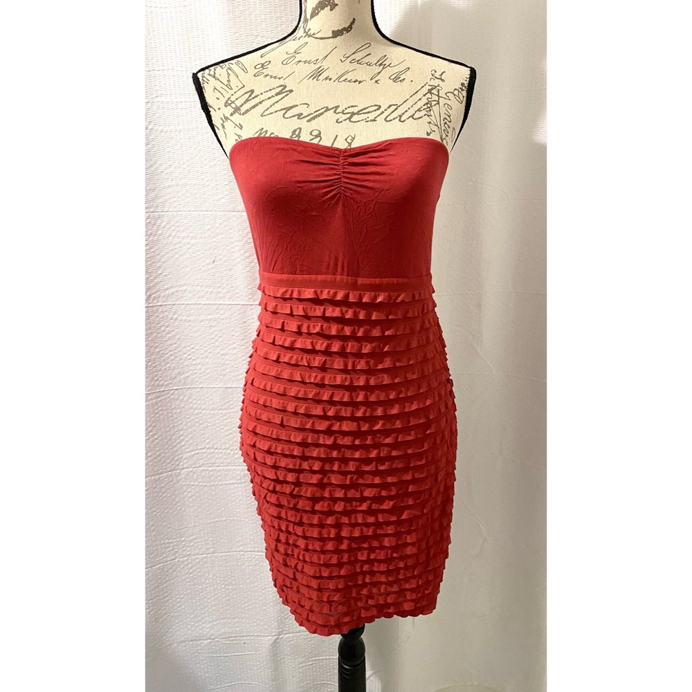 H&M Red Strapless Ruffle Tube Dress - Picture 4 of 4